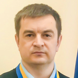Дмитро Бездоля