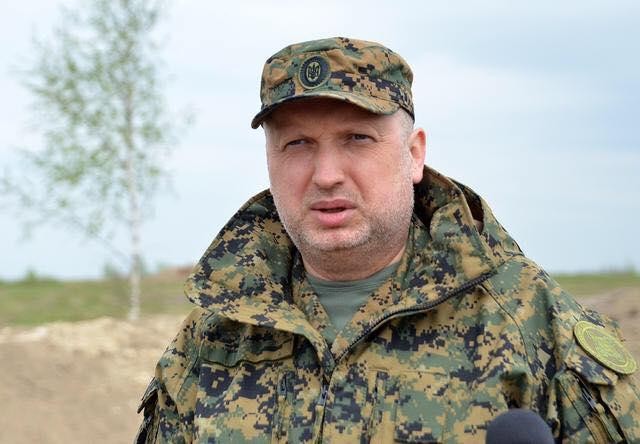 Турчинов отметил опасное направление наступления боевиков