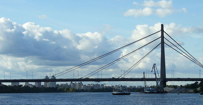 В Киеве переименовали Московский мост