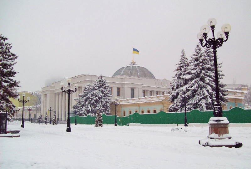 Рада приняла законопроект об антикоррупционном суде в первом чтении