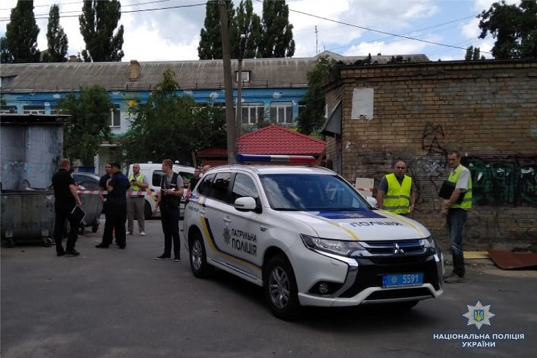 В Киеве на Сырце застрелили полицейского