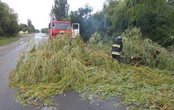 Мощный ураган пронесся по Западной Украине