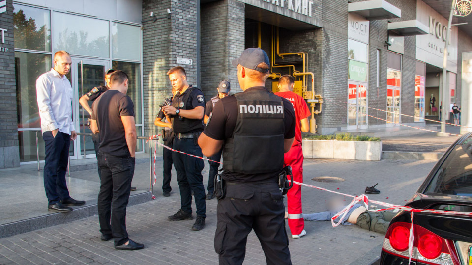 Загадочное самоубийство пары в Днепре: нашли записку