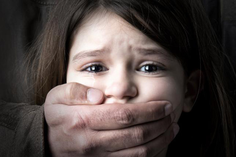 В Харківській області пенсіонер розбещував дітей: є подробиці