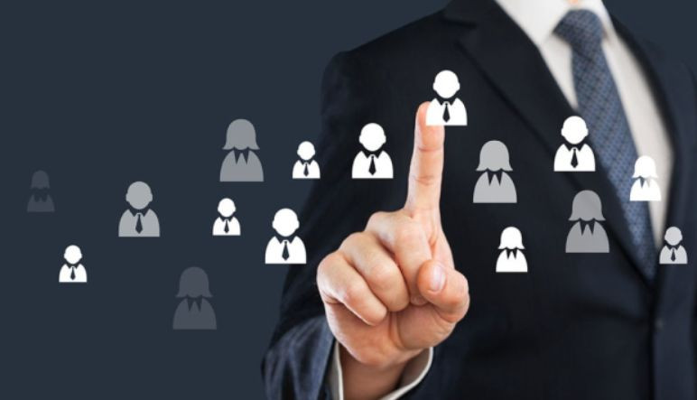 Нічна робота та звільнення за ініціативою роботодавця: Рада ухвалила закон про лібералізацію трудових відносин для малого та середнього бізнесу на час війни