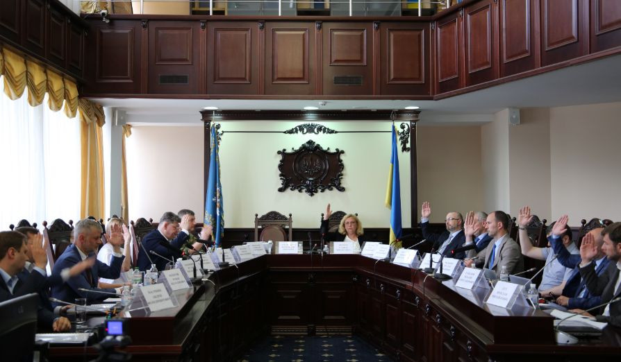 Заступником голови ВККС обрано адвоката Руслана Сидоровича