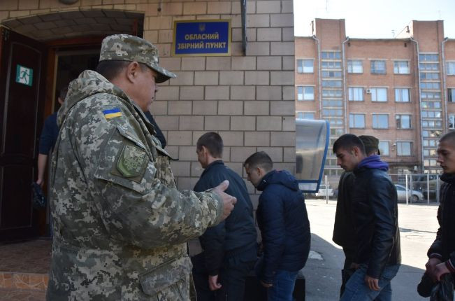 Вимога ТЦК та повістка – в чому відмінність за новим законом про мобілізацію