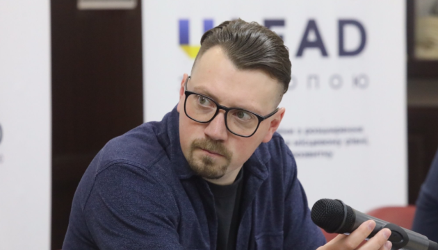 Міністерство інфраструктури розділять на два відомства