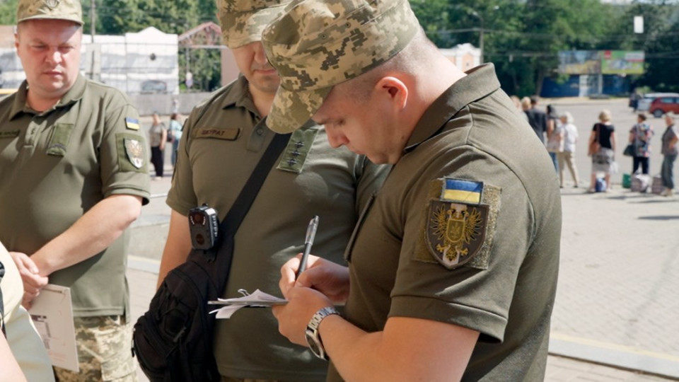 «Ловить» уклонистов на улице в скором времени будет не нужно – все будет отображаться в электронном реестре, а штрафы смогут выписать заочно