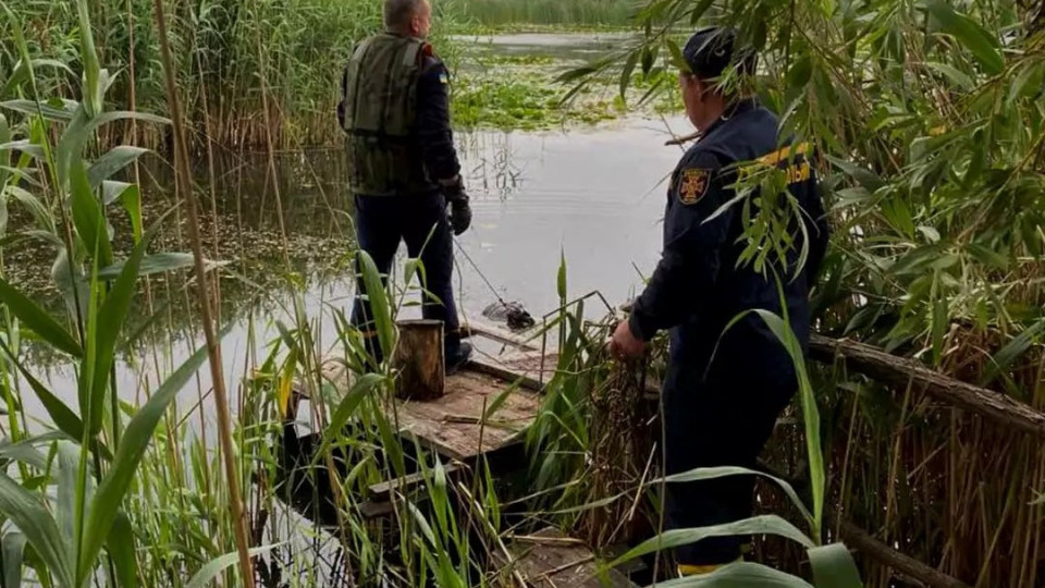 На Вінниччині з водойми витягнули тіло 69-річного чоловіка