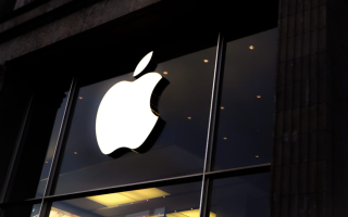 Apple планирует автоматизировать линию сборки iPhone и уволить 50% работников на заводах