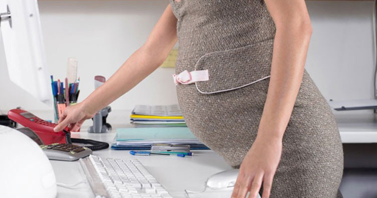 Облагается ли военным сбором сумма пособия по беременности и родам: ответ ГНС