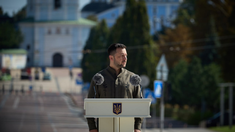 Україна успішно випробувала першу власну балістичну ракету – Президент