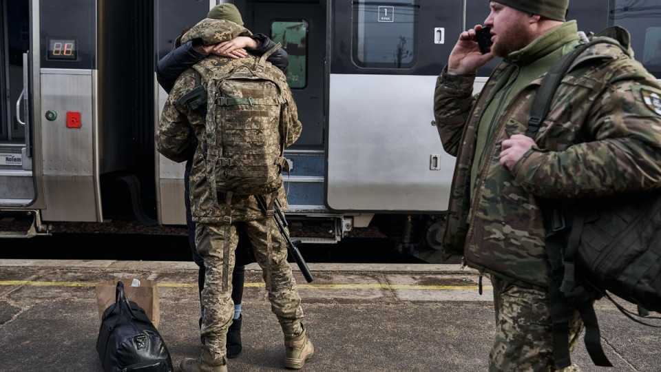 Чоловіки віком 50-60 років можуть бути мобілізованими лише за окремим мобілізаційним розпорядженням – Гончаренко про нову директиву