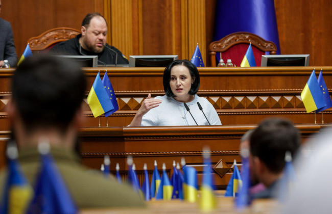 Потрібно прийняти закон, щоб зі зростанням прожиткового мінімуму зарплати не зростали – Мінсоцполітики пояснило, чому в проекті бюджету «заморозили» прожитковий мінімум