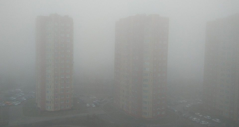 Киев накрыл густой туман – патрульные дали советы водителям