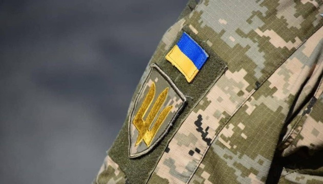 На Дніпропетровщині 17-річні дівчина та хлопець підпалювали автомобілі військових