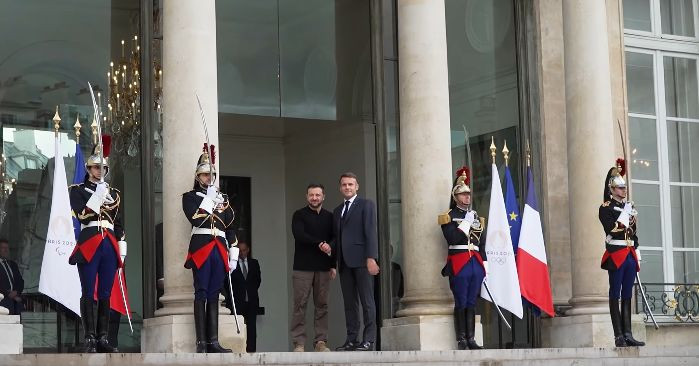 Володимир Зеленський представив Еммануелю Макрону План перемоги та обговорили подальшу стратегію