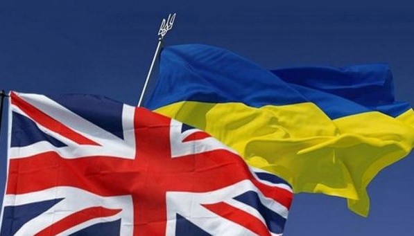 Великобритания подготовила почти 600 украинских медиков с начала войны