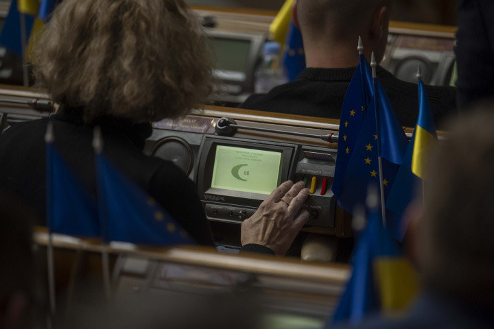 Бізнес, майно якого знаходиться в зонах бойових дій, хочуть звільнити від стягнення заборгованості за кредитами