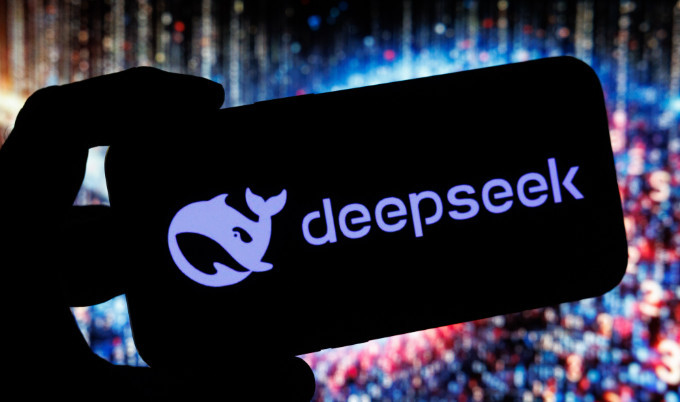 DeepSeek інтегрують у смартфони Xiaomi та Redmi