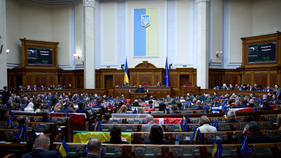 Верховна Рада проголосувала за заяву, що вибори мають відбутися після завершення війни, а сьогодні їх організувати неможливо