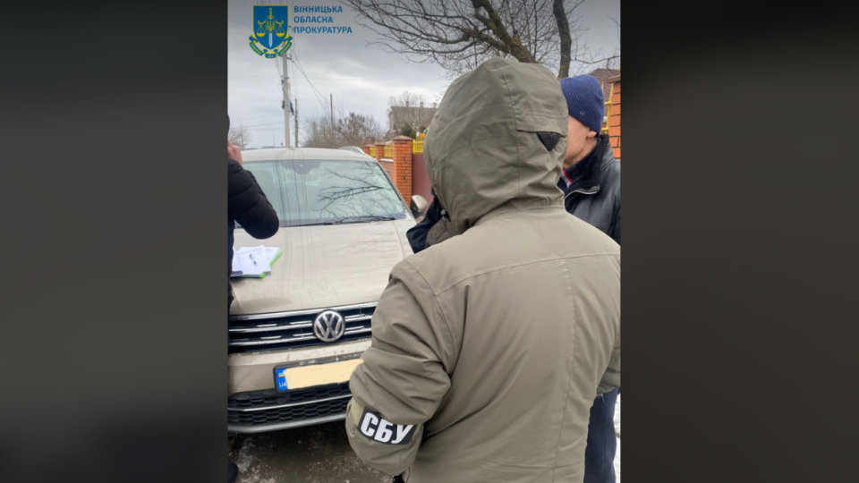 Під прикриттям водіїв — на Вінниччині підприємець організував переправлення чоловіків за кордон