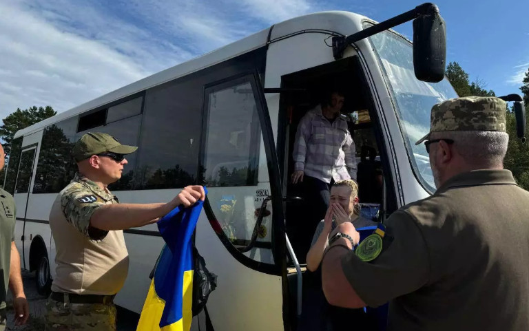 Цивільні, які пройшли полон, отримали право на відстрочку від мобілізації — Міноборони