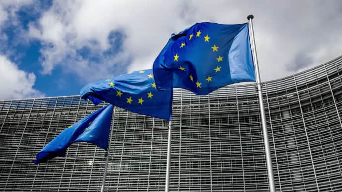 Єврокомісія пропонує пришвидшити процес відмови у притулку для мігрантів із «безпечних країн»