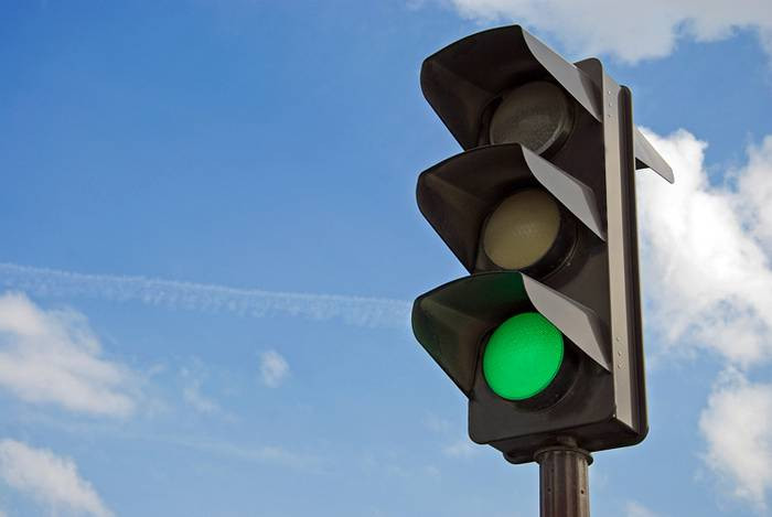 В Україні з 1 травня почнуть працювати нові світлофори — що відомо