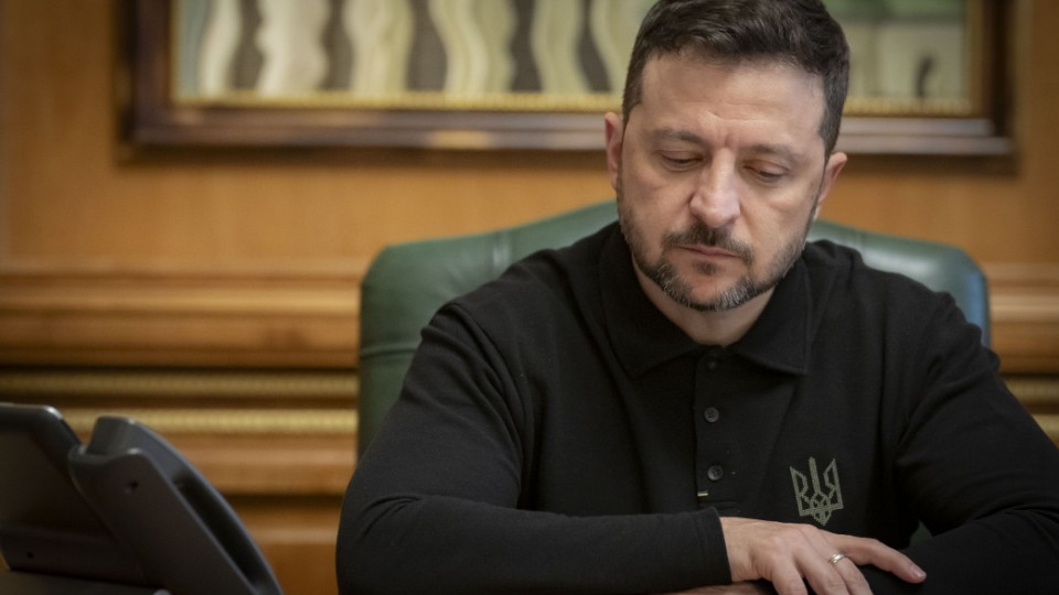 Володимир Зеленський наклав санкції на Олексія Арестовича, Мирослава Олешка, Костянтина Бондаренка та інших