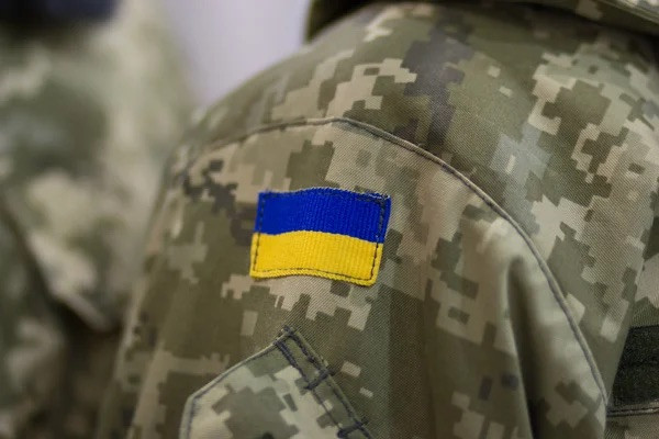 Мужчина с битой угрожал ТЦК, из-за чего четверо военнообязанных сбежали – что решил суд