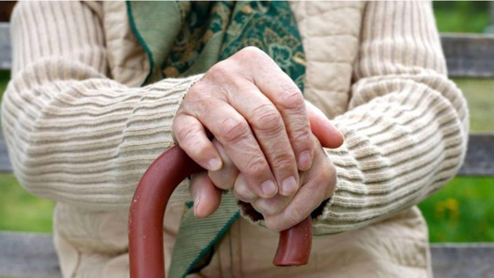 Пенсии в Украине - кто может получить 944 грн доплаты