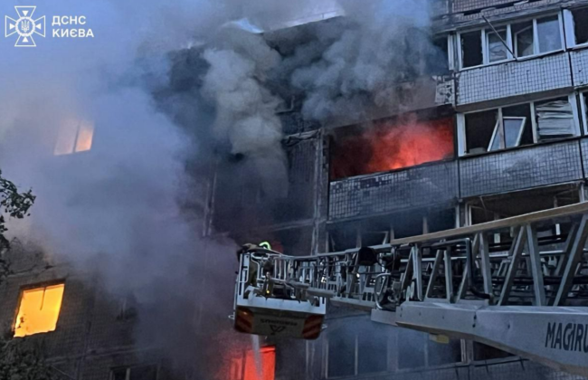 Вражеская атака на Киев — есть разрушения в нескольких районах, известно о 2 погибших, фото