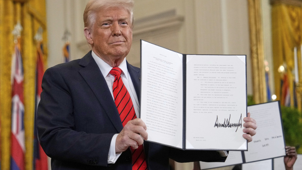Трамп звинуватив суддів-активістів у перешкоджанні йому виконувати роботу