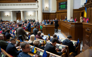 Верховная Рада отменила финальное собеседование для кандидатов в апелляционные суды, ВАКС и убрала требование 75% правильных ответов на тесте по украинской государственности