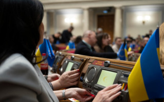 Верховная Рада поддержала урегулирование ежемесячной денежной выплаты членам семьи погибших граждан, имеющих особые заслуги перед Родиной