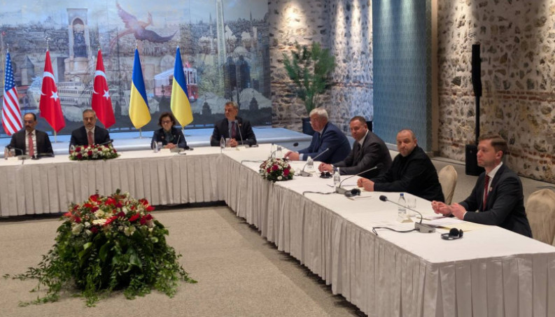 У Стамбулі завершилася зустріч делегацій України, США та Туреччини
