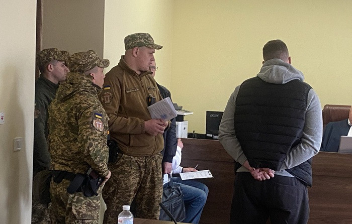 Очікував отримати марихуану у посилці — у Рівному чоловік вчинив збройний напад на Новій пошті