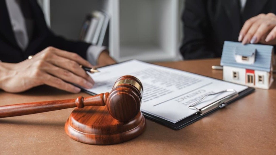 Суд підтримав вдову в спорі про спадщину на будинок — визнано порушення спадкових прав при державній реєстрації майна