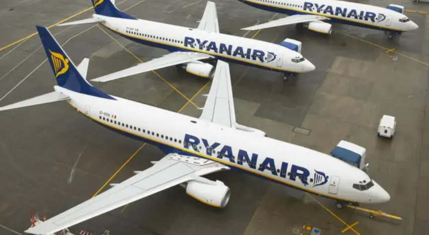 Суд зобов'язав авіакомпанію Ryanair повернути пасажиру кошти за багаж