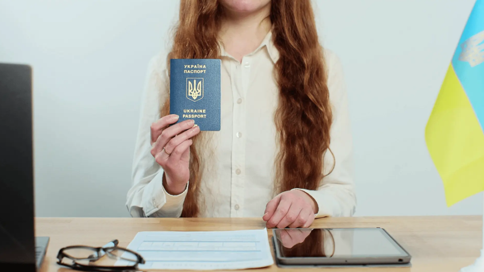 Українцям зараховуватимуть стаж за кордоном для пенсії — Кабмін затвердив новий порядок