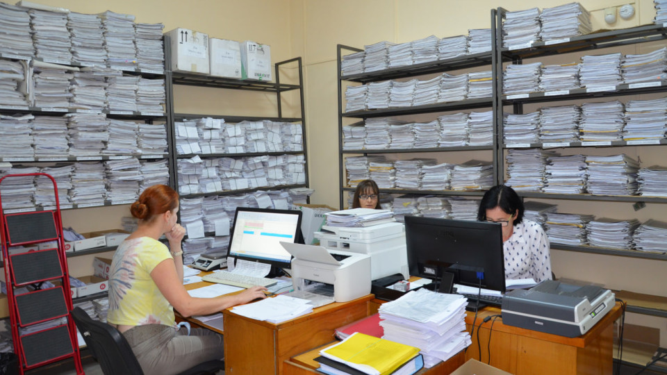 ДСА хоче платити працівникам апаратів судів значно більше, але поки що не може – відомі причини і розмір нових зарплат