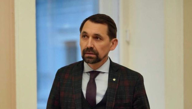 «Є відповіддю на слабку позицію» — міністр культури Точицький пояснив звільнення гендиректора Лаври Остапенка