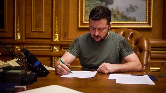 Зеленский уволил первого заместителя председателя Госспецслужбы транспорта Сергея Затолокина
