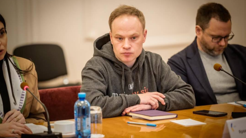 Ярослав Юрчишин вважає, що настав час обмежити TikTok та Telegram для підлітків