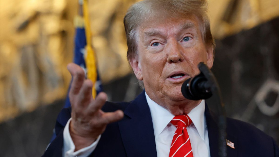 Дональд Трамп заявил, что Путин играет с огнем