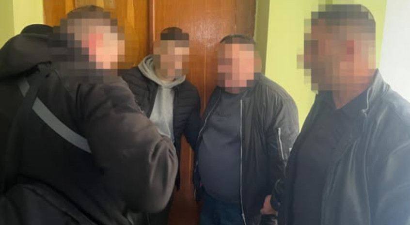 На Хмельниччине разоблачили чиновника, который за $5000 обещал оформить фиктивную инвалидность