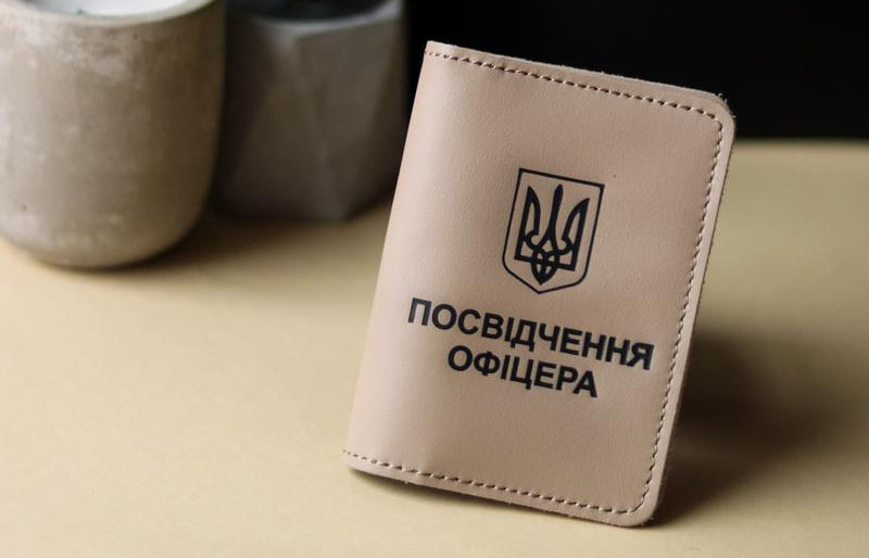 В Одесі чоловік «вклеївся» в чуже військове посвідчення – що вирішив суд