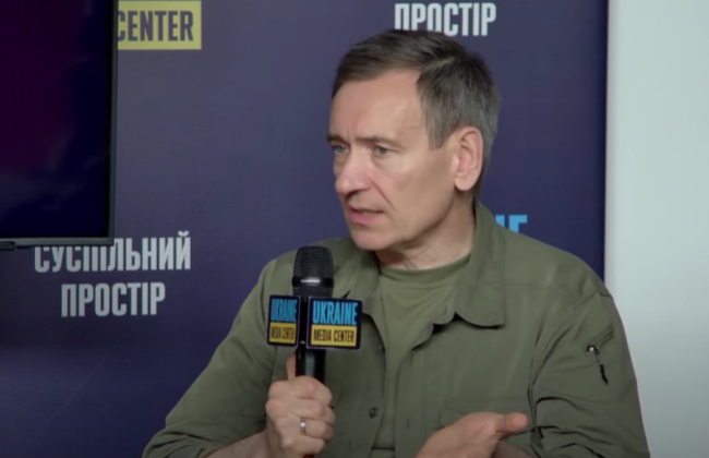 Федор Вениславский анонсировал законопроект о возможности выезда за границу мужчин до 24 лет